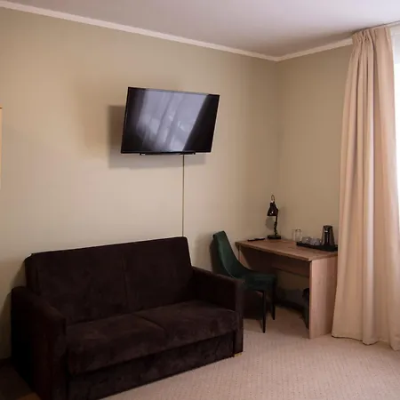 Forest Готель Познань